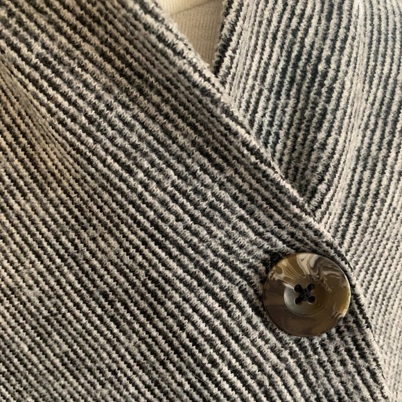 Bobeau Black and White Striped Cardigan - Picture 6 of 7